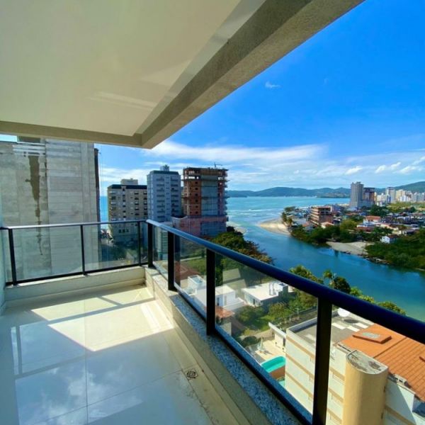 LINDO APARTAMENTO PARA SUAS FRIAS!