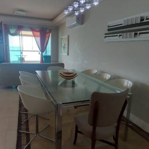 Apartamento Alto Padro, Frente Mar!