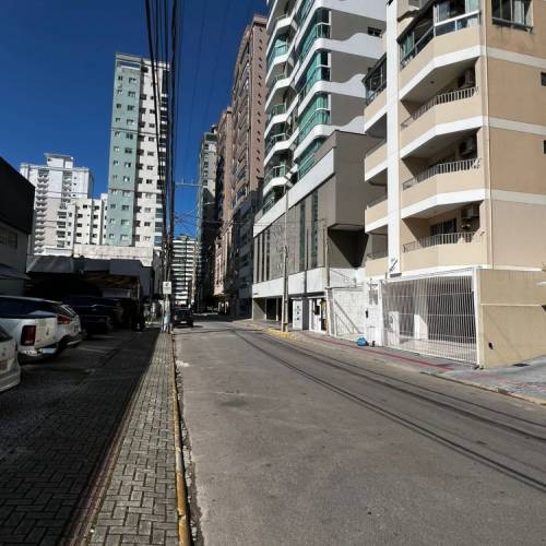 Edificio Tup - Apartamento Semi Mobiliado