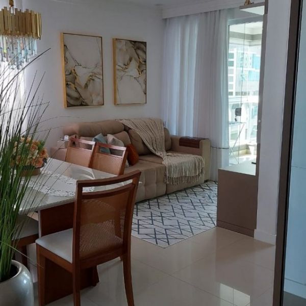 LINDO APARTAMENTO 2 DORMITRIOS (SENDO 1 SUTE)
