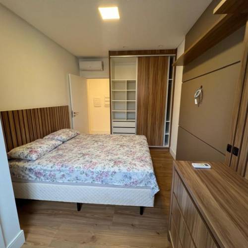 Apartamento com 3 suites 