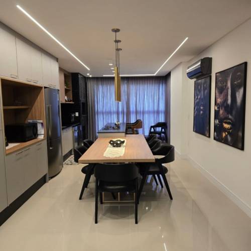 Apartamento com 3 suites 
