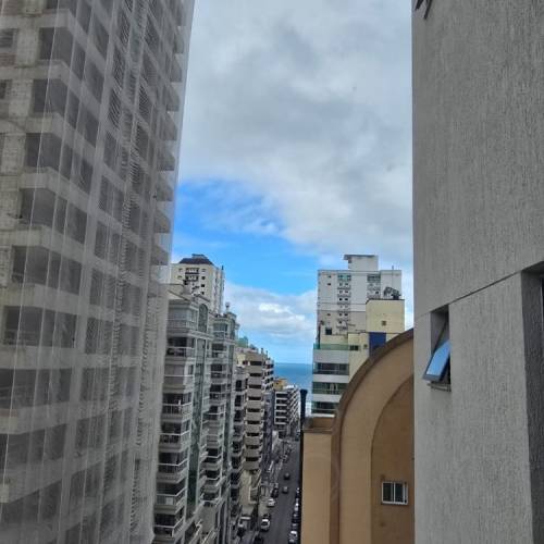 Apartamento com 3 suites 