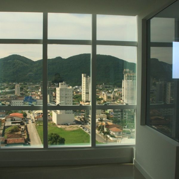 Apartamento 6 Sutes Centro de Itapema