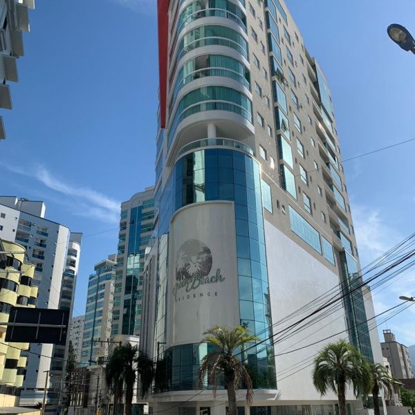 Apartamento 6 Sutes Centro de Itapema
