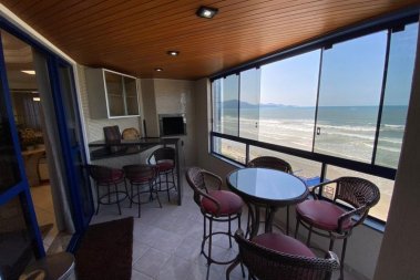 Apartamento Frente Mar